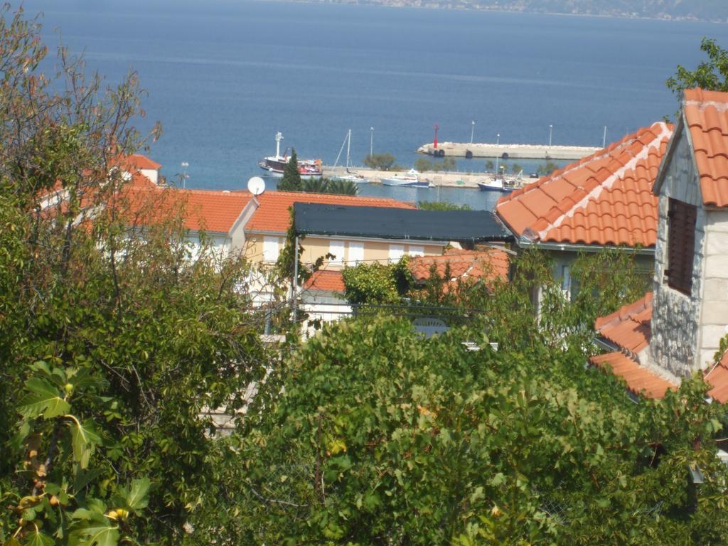 Apartments Marina Supetar Exterior photo