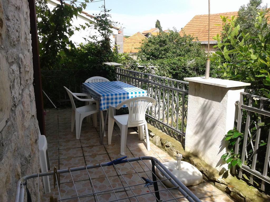 Apartments Marina Supetar Exterior photo